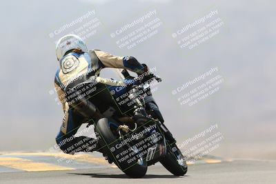 media/Apr-10-2022-SoCal Trackdays (Sun) [[f104b12566]]/Turn 9 Backside (1120am)/